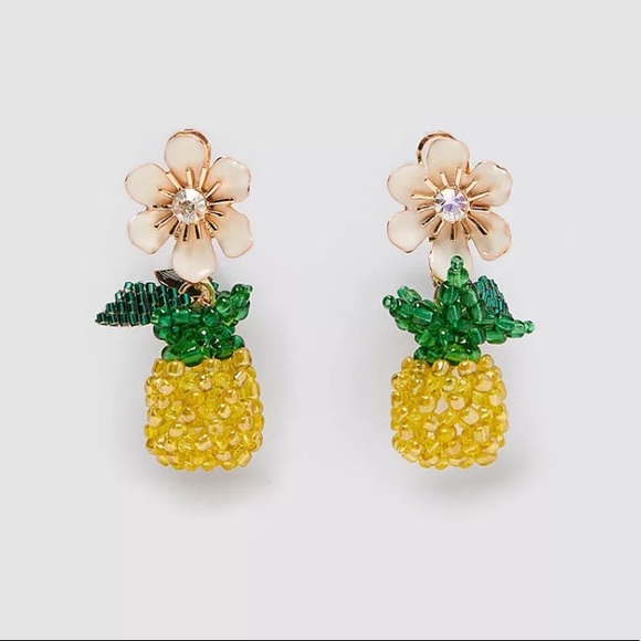 Anthro 🍍 Gold Plated Yellow Green Floral Beaded Tropical Pineapple Earrings